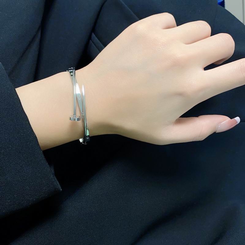 Cartier bracelet 09lyx1 (3)